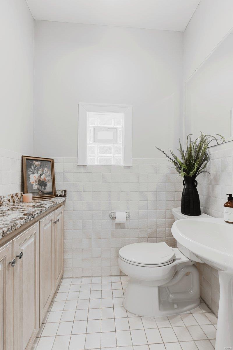 Davis Place - Residential