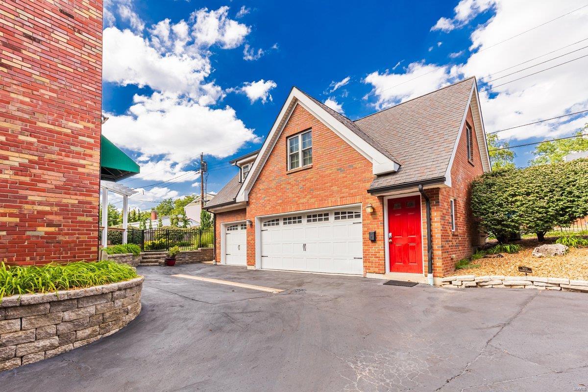 Davis Place - Residential