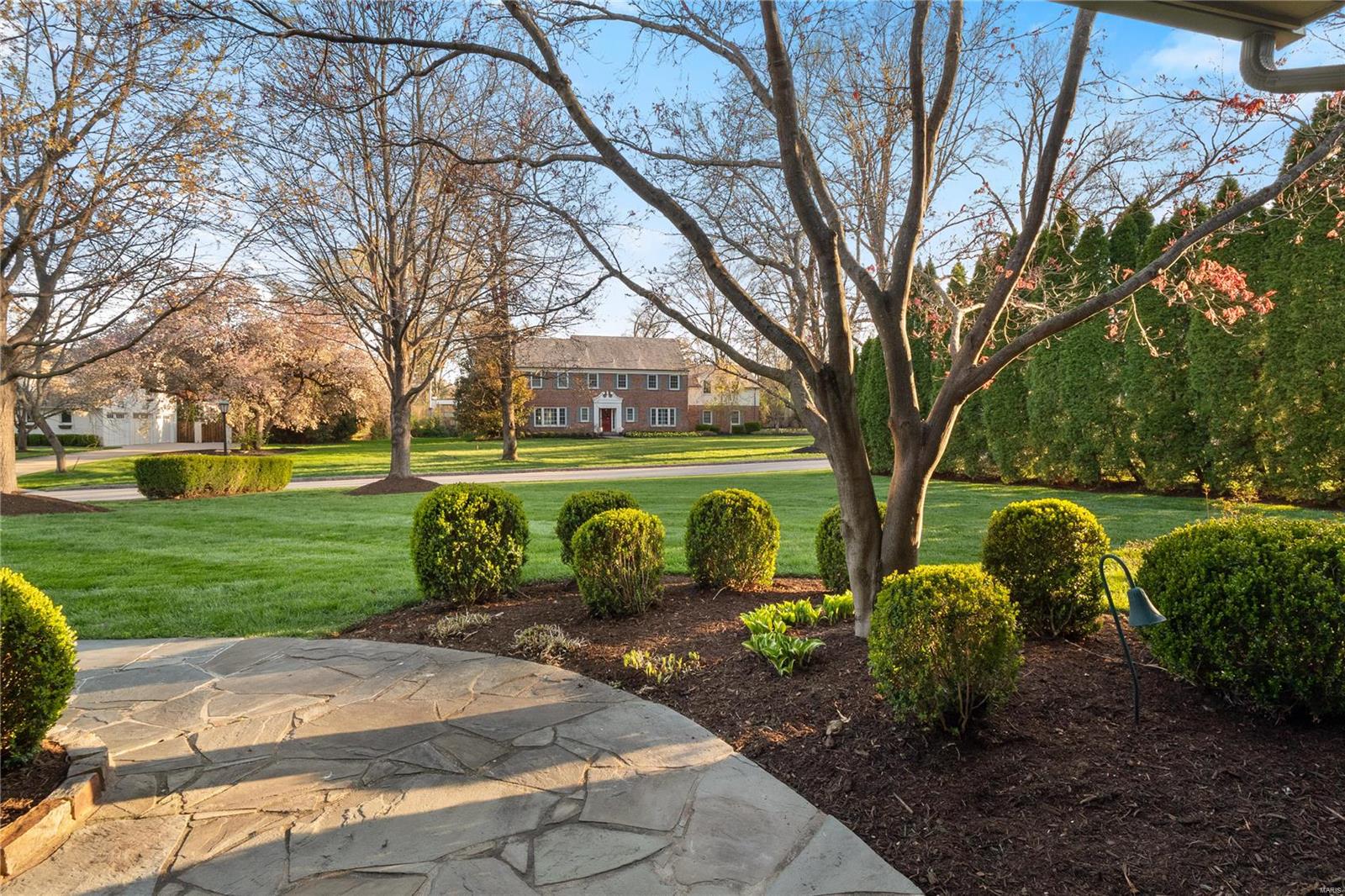 La Hacienda - Residential