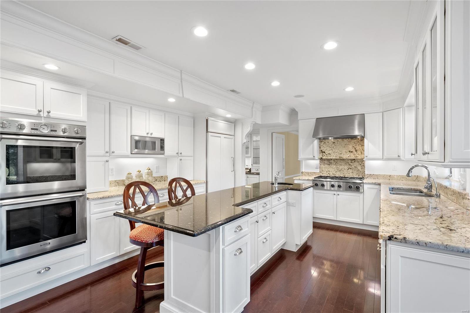 La Hacienda - Residential