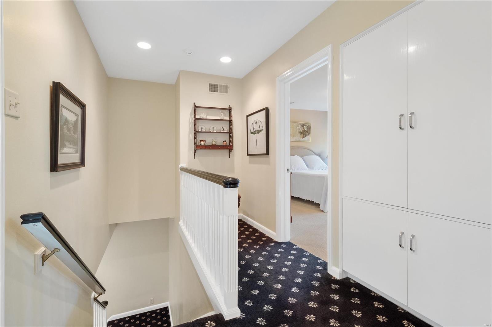 La Hacienda - Residential