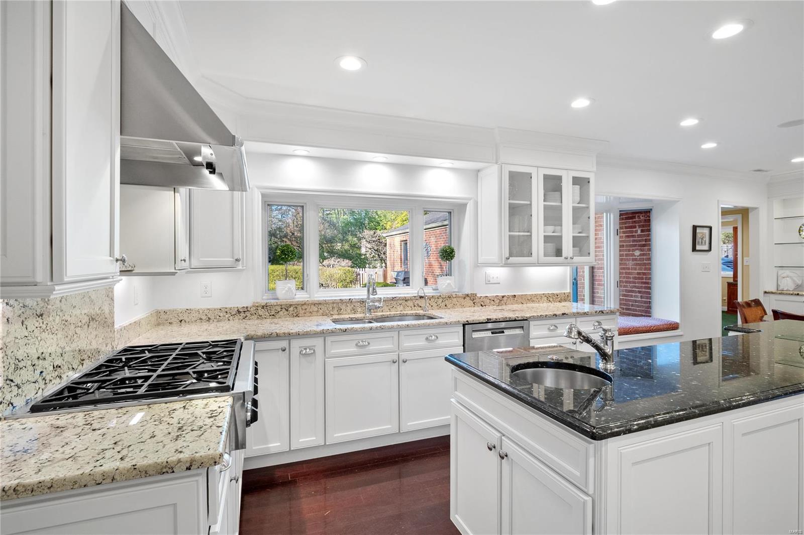 La Hacienda - Residential