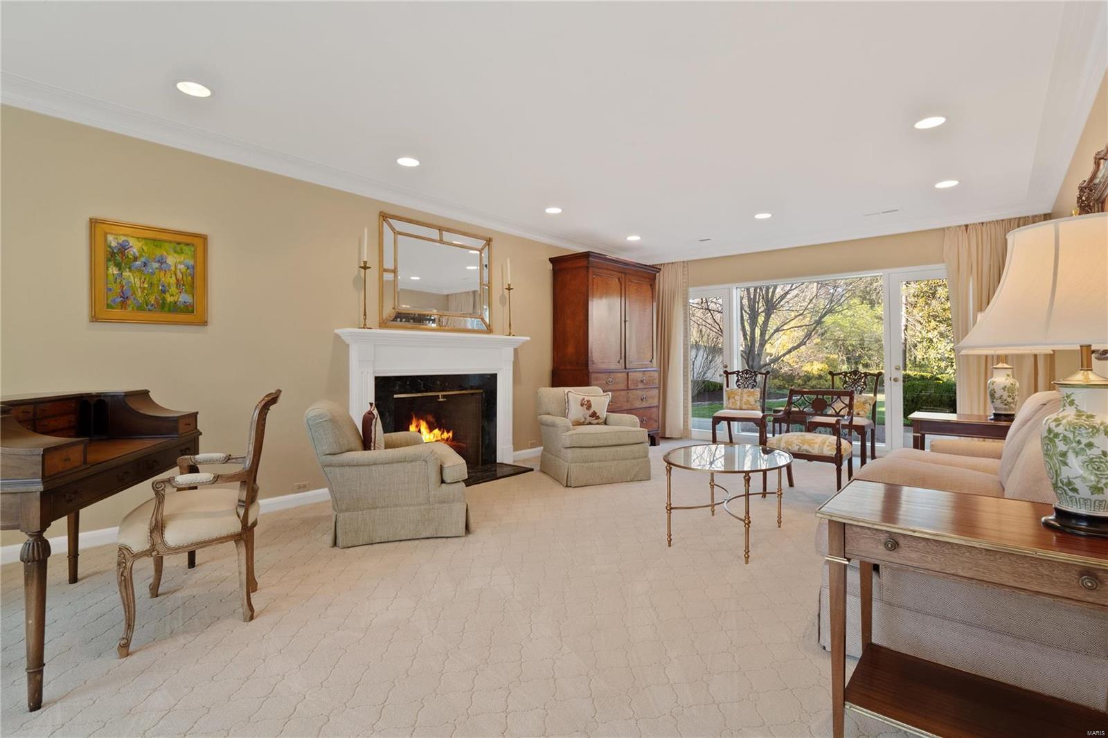 La Hacienda - Residential