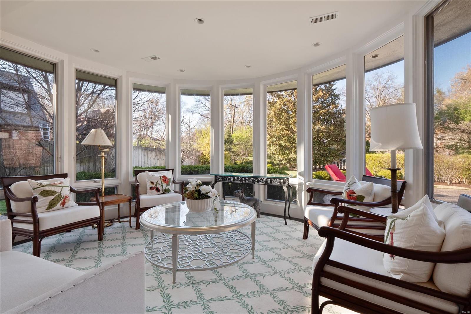 La Hacienda - Residential