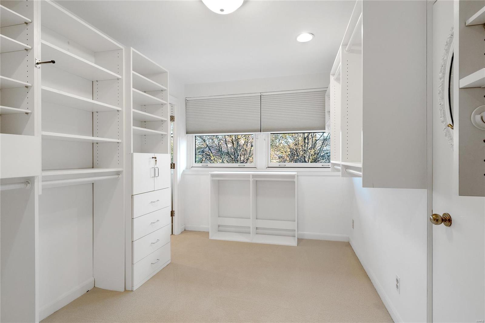 La Hacienda - Residential