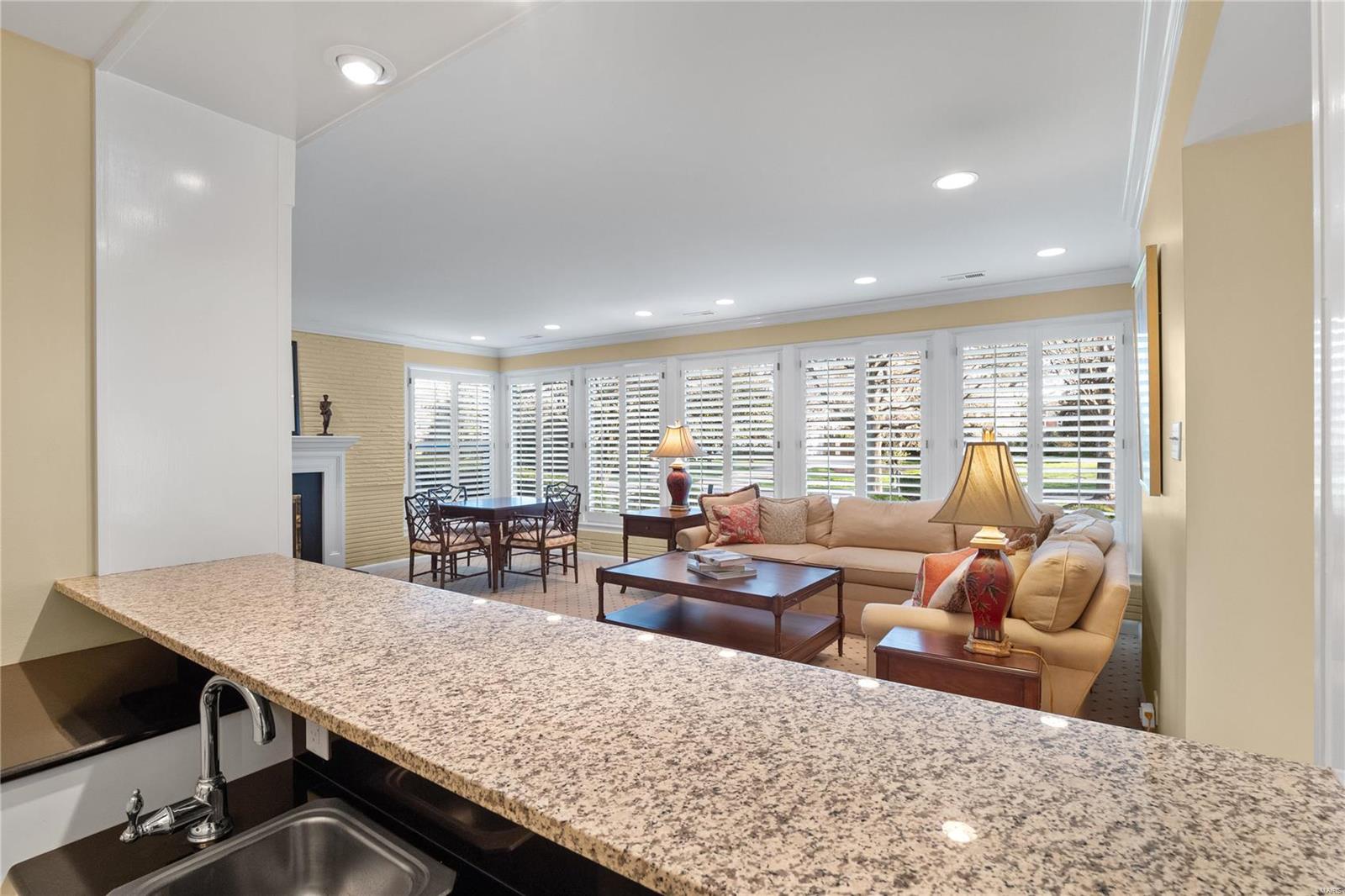 La Hacienda - Residential