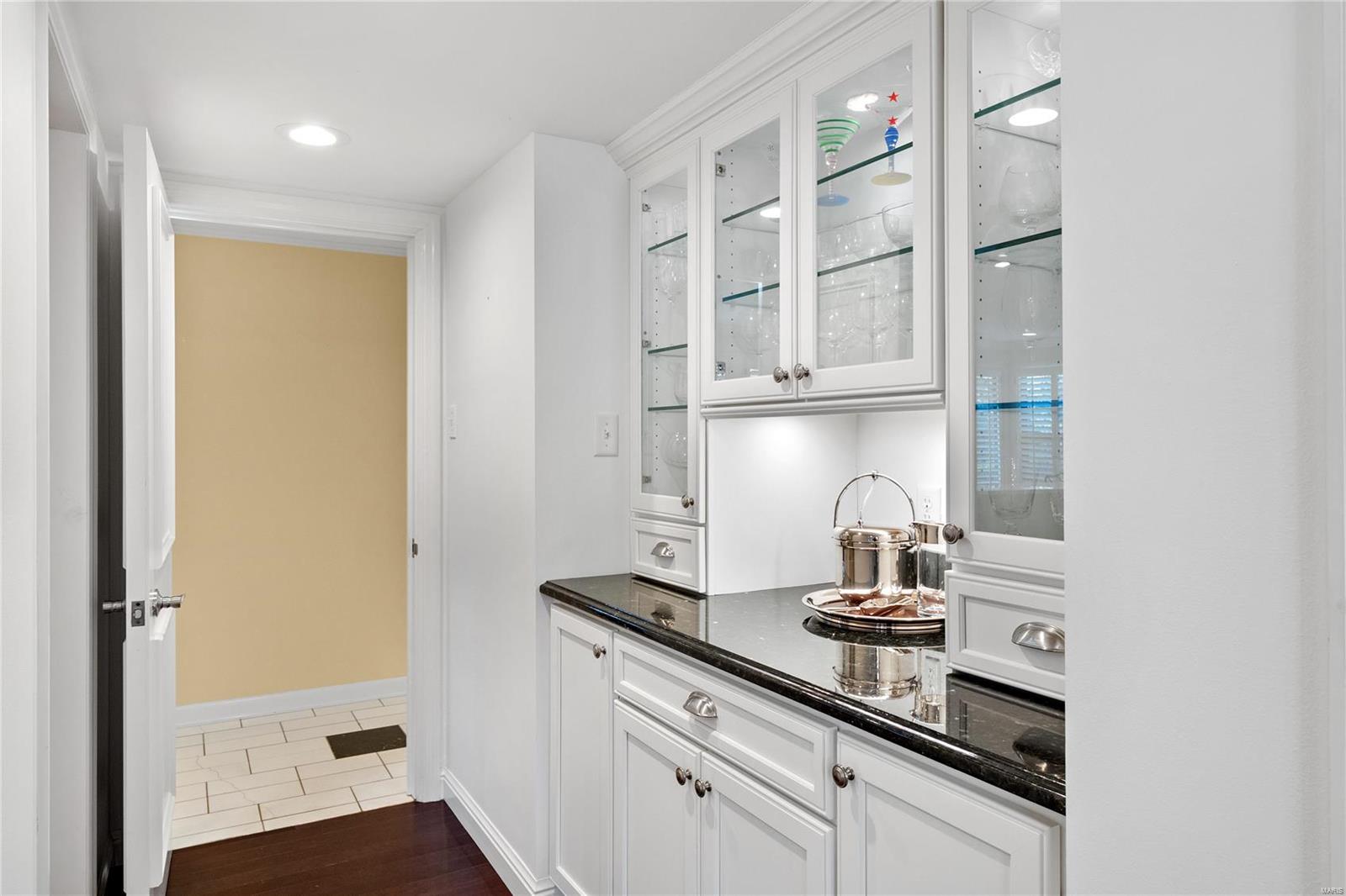 La Hacienda - Residential