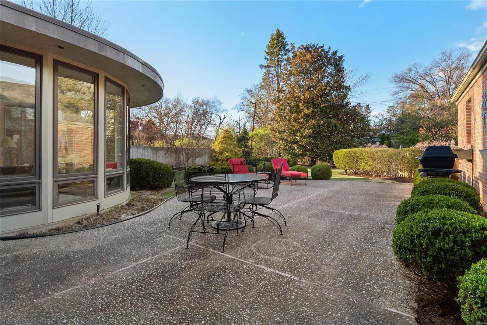 La Hacienda - Residential