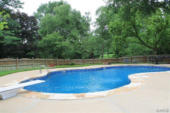 Lac Du Bois - Residential