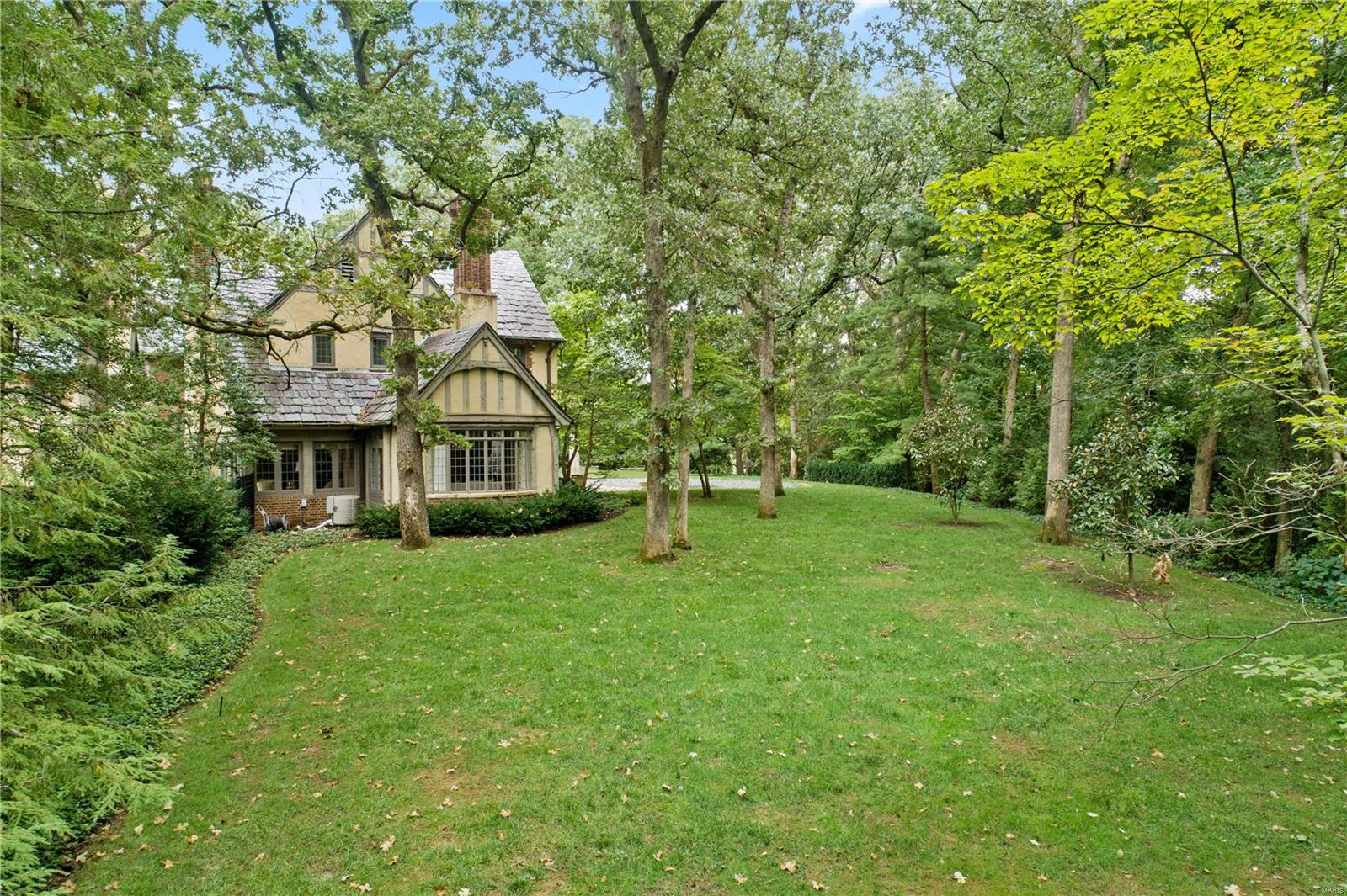 New St Louis Country Club Sub - Residential