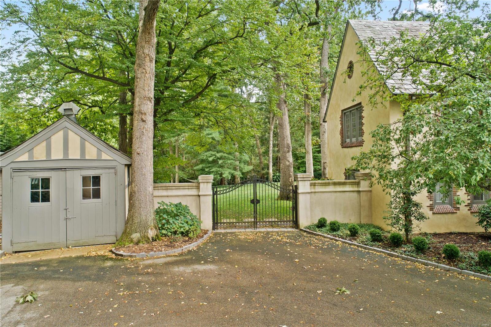 New St Louis Country Club Sub - Residential