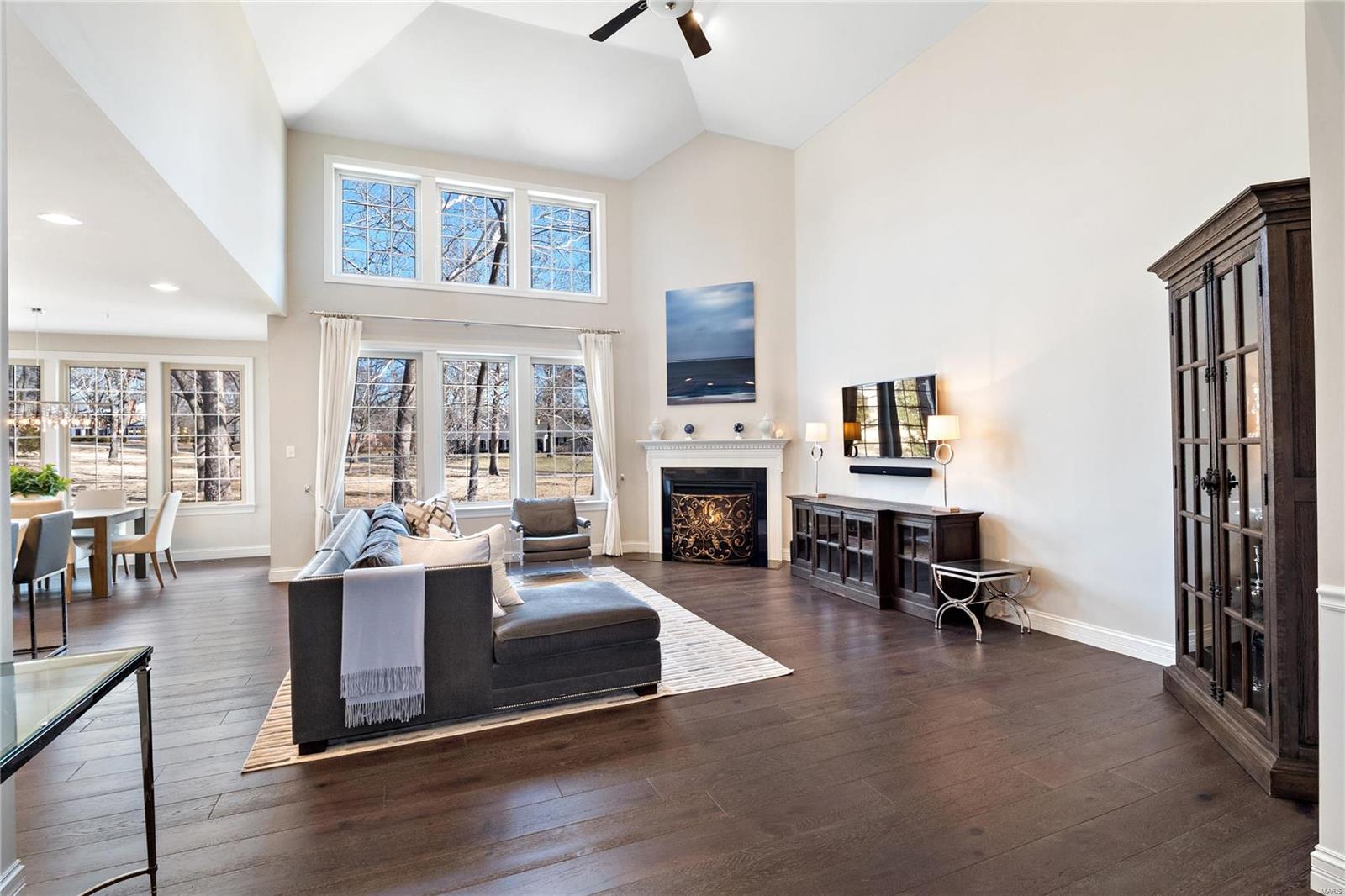 Woods Of Ladue The - Residential