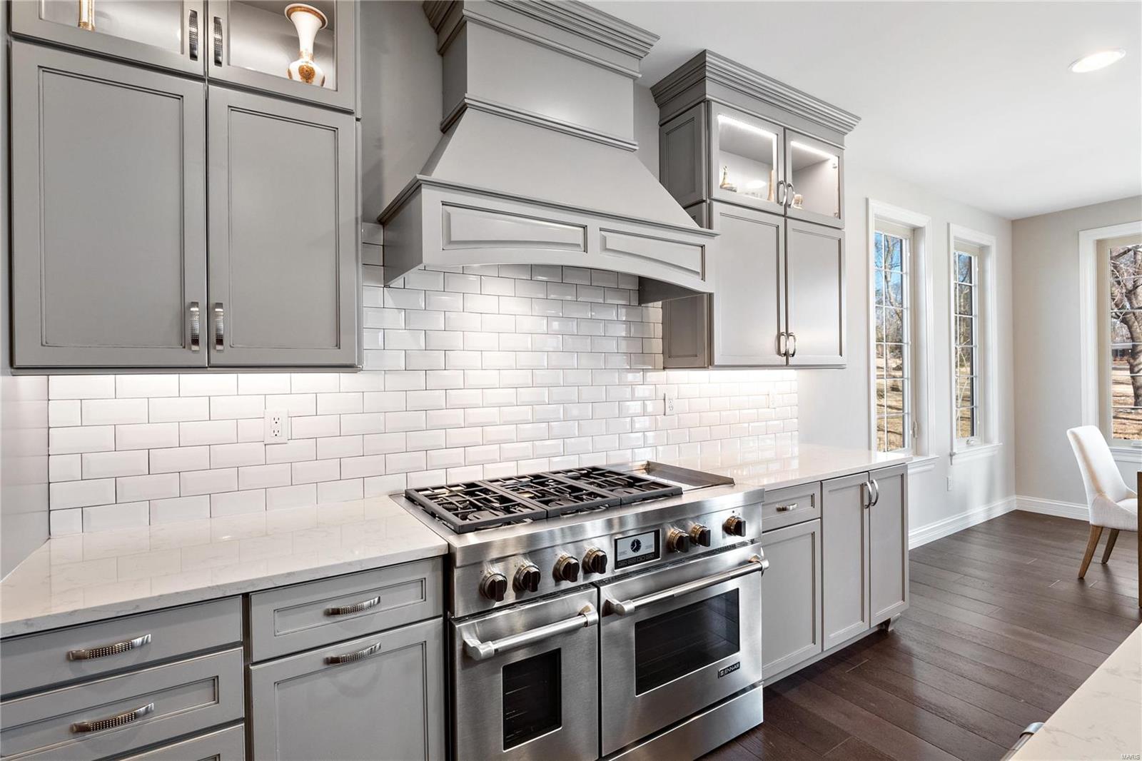 Woods Of Ladue The - Residential