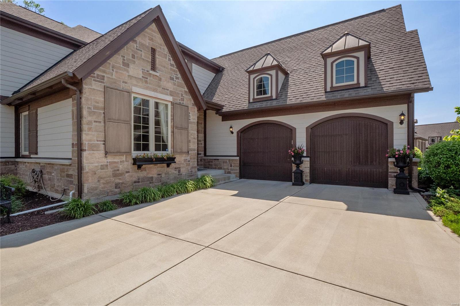 Woods Of Ladue The - Residential