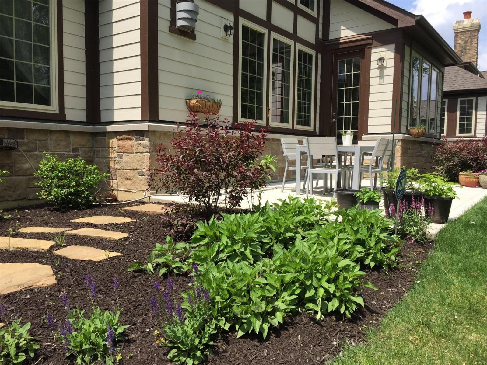 Woods Of Ladue The - Residential