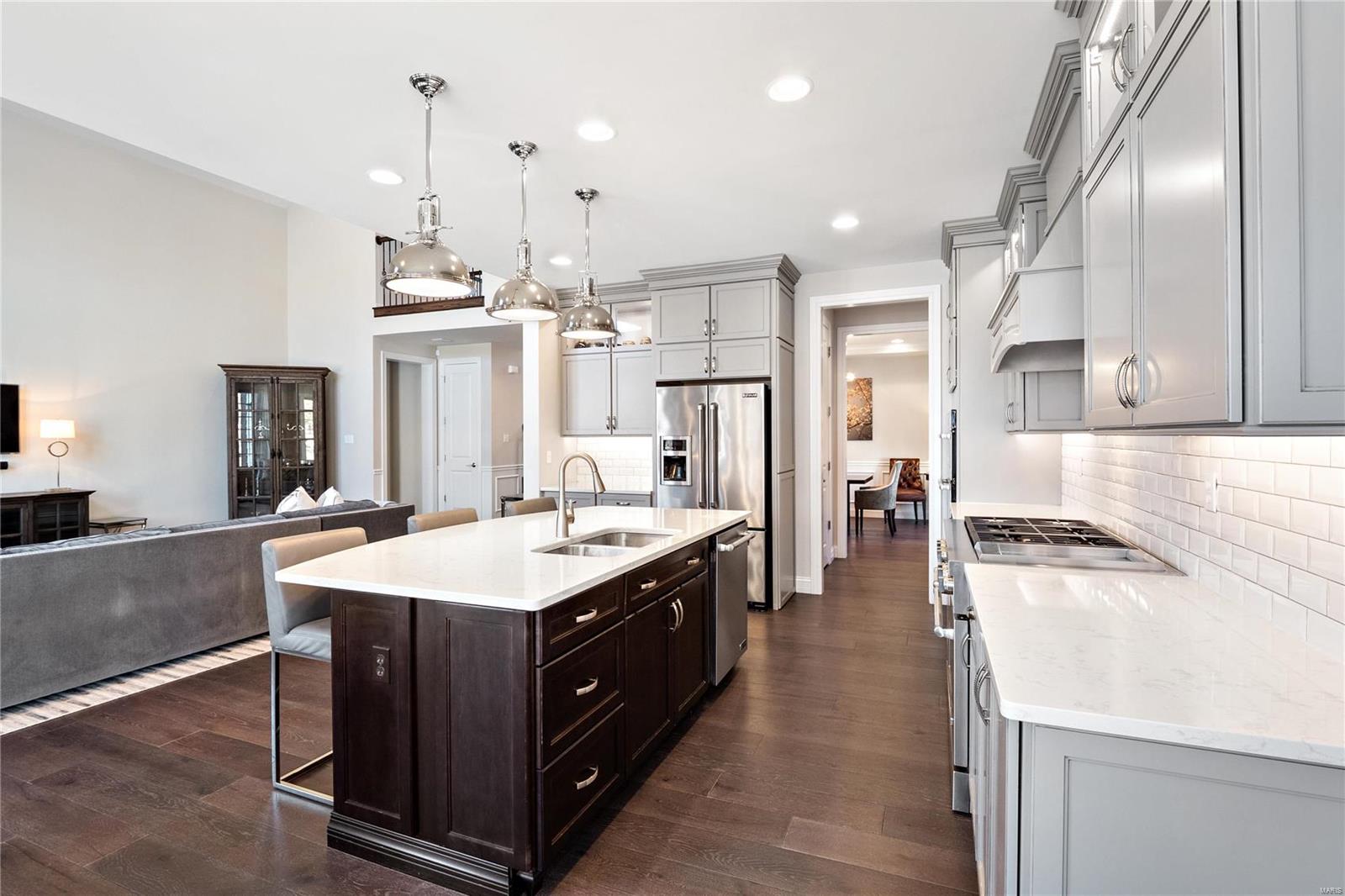 Woods Of Ladue The - Residential