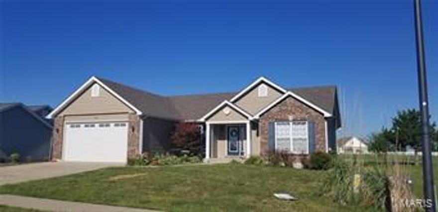 REDUCED! Love the Location! Welcome Home to this 3 Bed 2 Bath 1350 SQ FT (tax record off) Open Floor Plan. Wood Foyer into Open Living Room with Vaulted Ceiling. Step left to adorable Open Dining & Kitchen Combo. Custom Cabinets, Breakfast Bar. SPLIT Bedroom plan to keep some restful space between generations. Master Bedroom with Master Bath Suite & super deep Walk in Closet. Covered back Porch with an unbelievable back view for a subdivision. Then go down the open stairwell to enjoy this recently added cool open Rec Area in Basement with adjacent "Sleeping Room" Basement Bath is started. 1915 TOTAL FINSIHED SQ FT ***  ALL Appliances will stay.