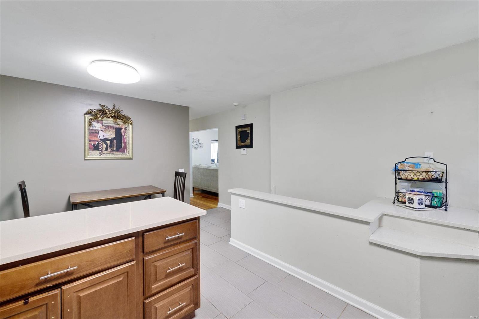 Hathaway Manor 18 - Residential