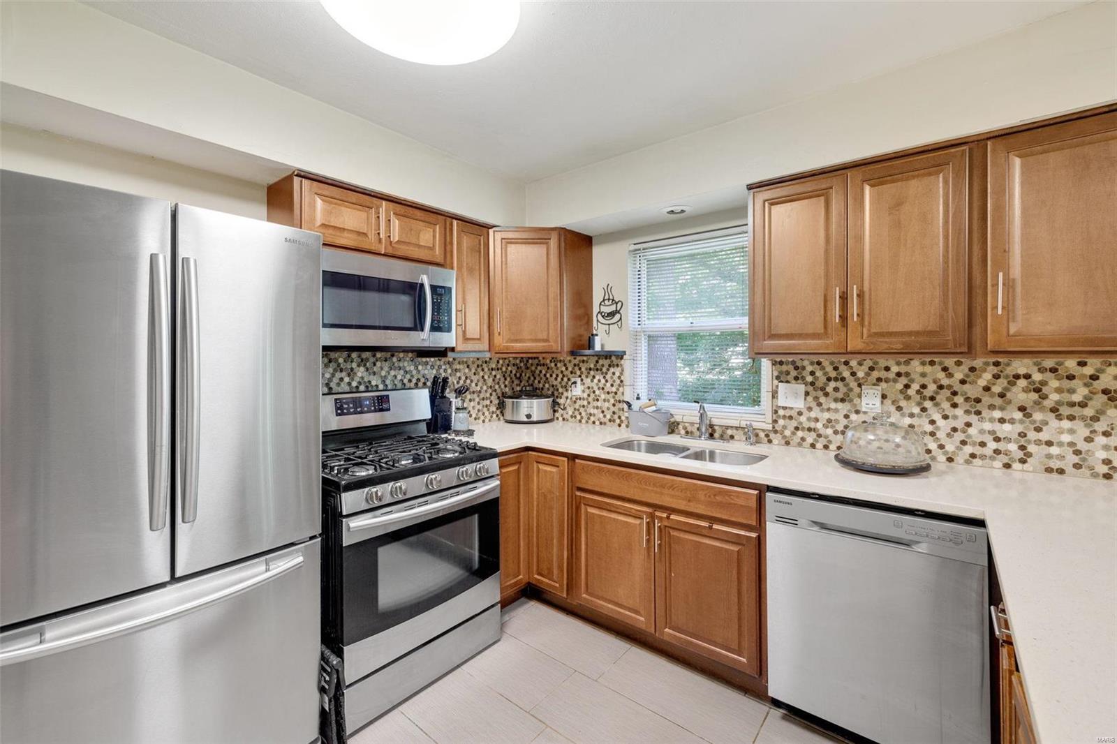 Hathaway Manor 18 - Residential