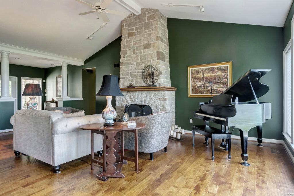 Castlewood Lts 1 Thru 6 & 8 Thru 15 & - Residential