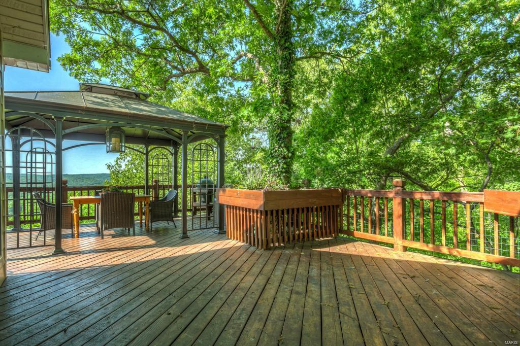 Castlewood Lts 1 Thru 6 & 8 Thru 15 & - Residential