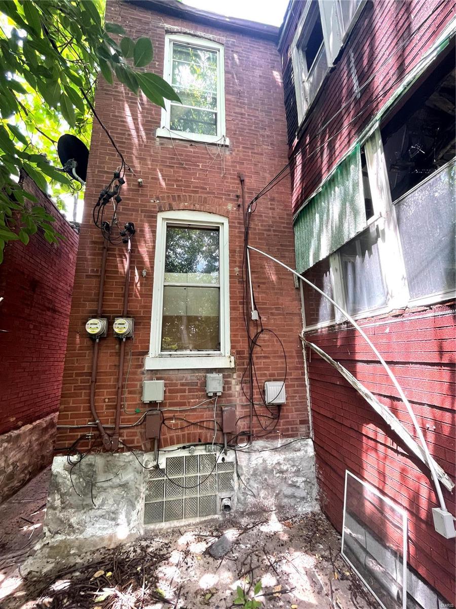 St Louis Commons Add - Residential Income