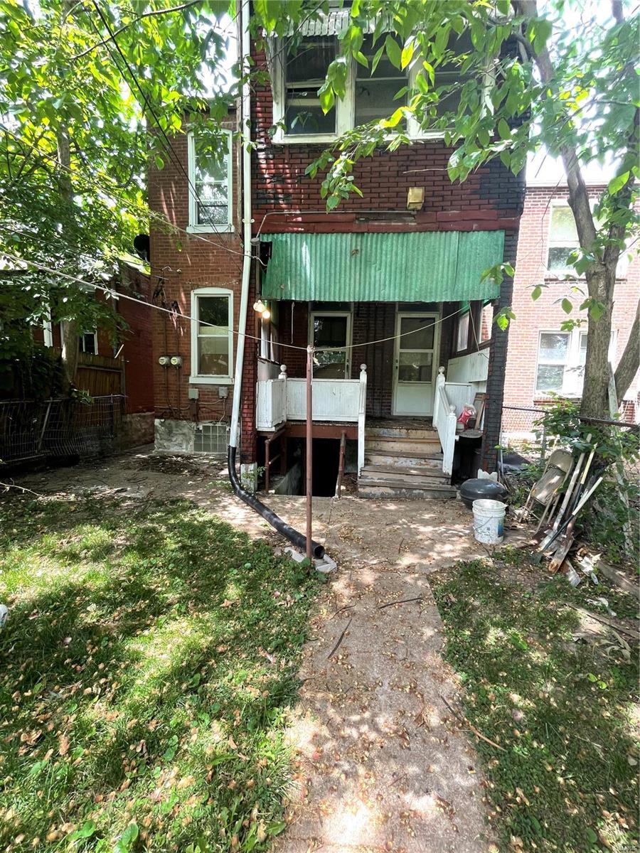 St Louis Commons Add - Residential Income