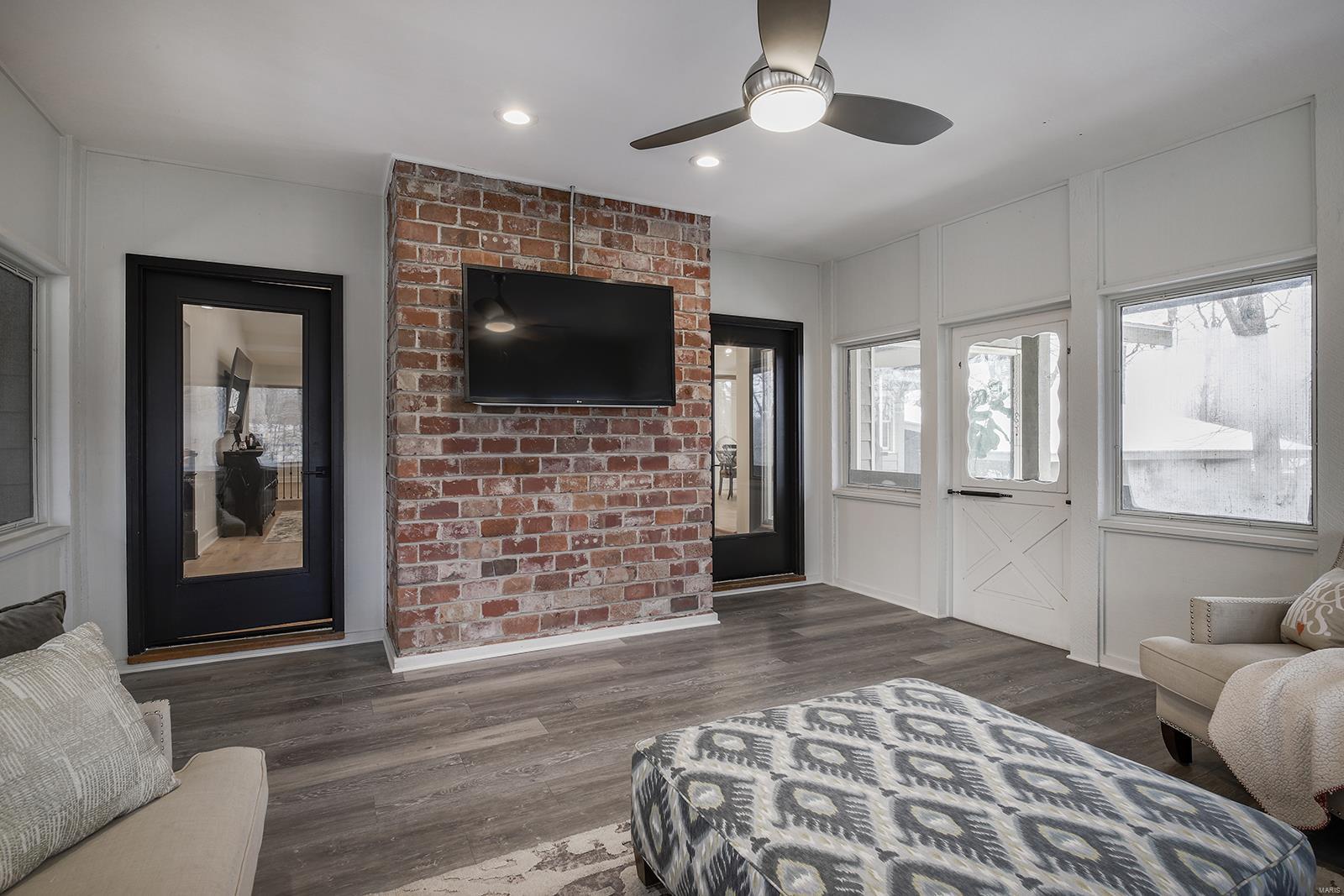 Kehrs Mill Trails - Residential