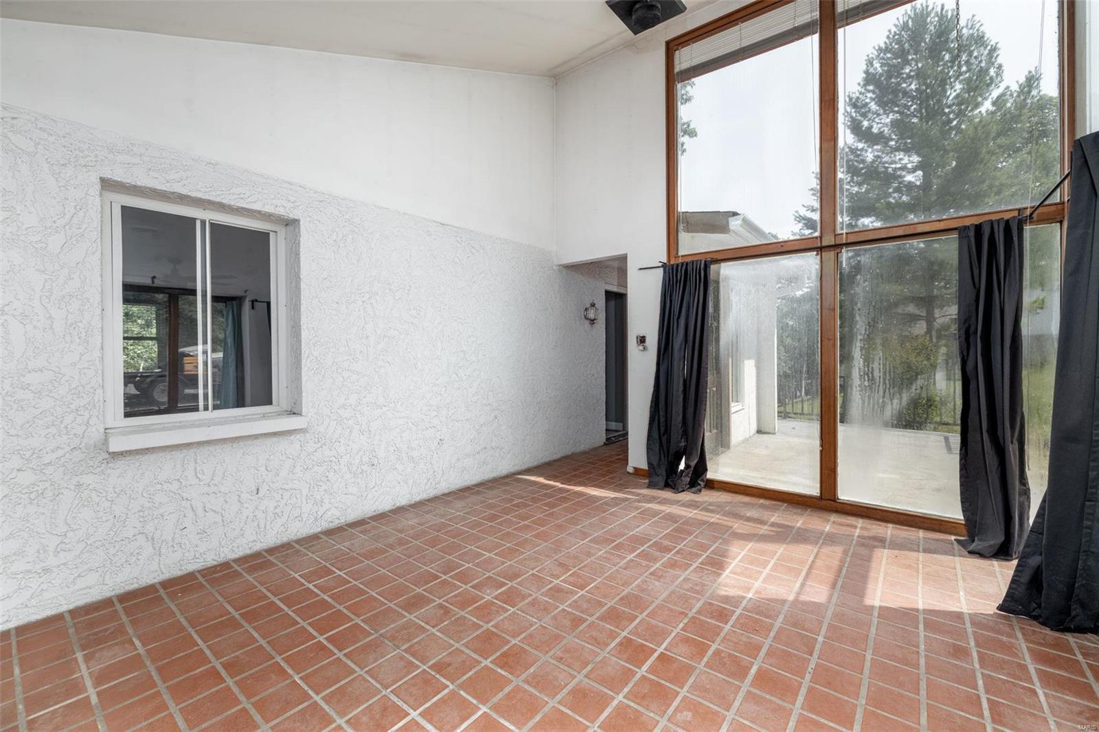 Lake Wauwanoka - Residential