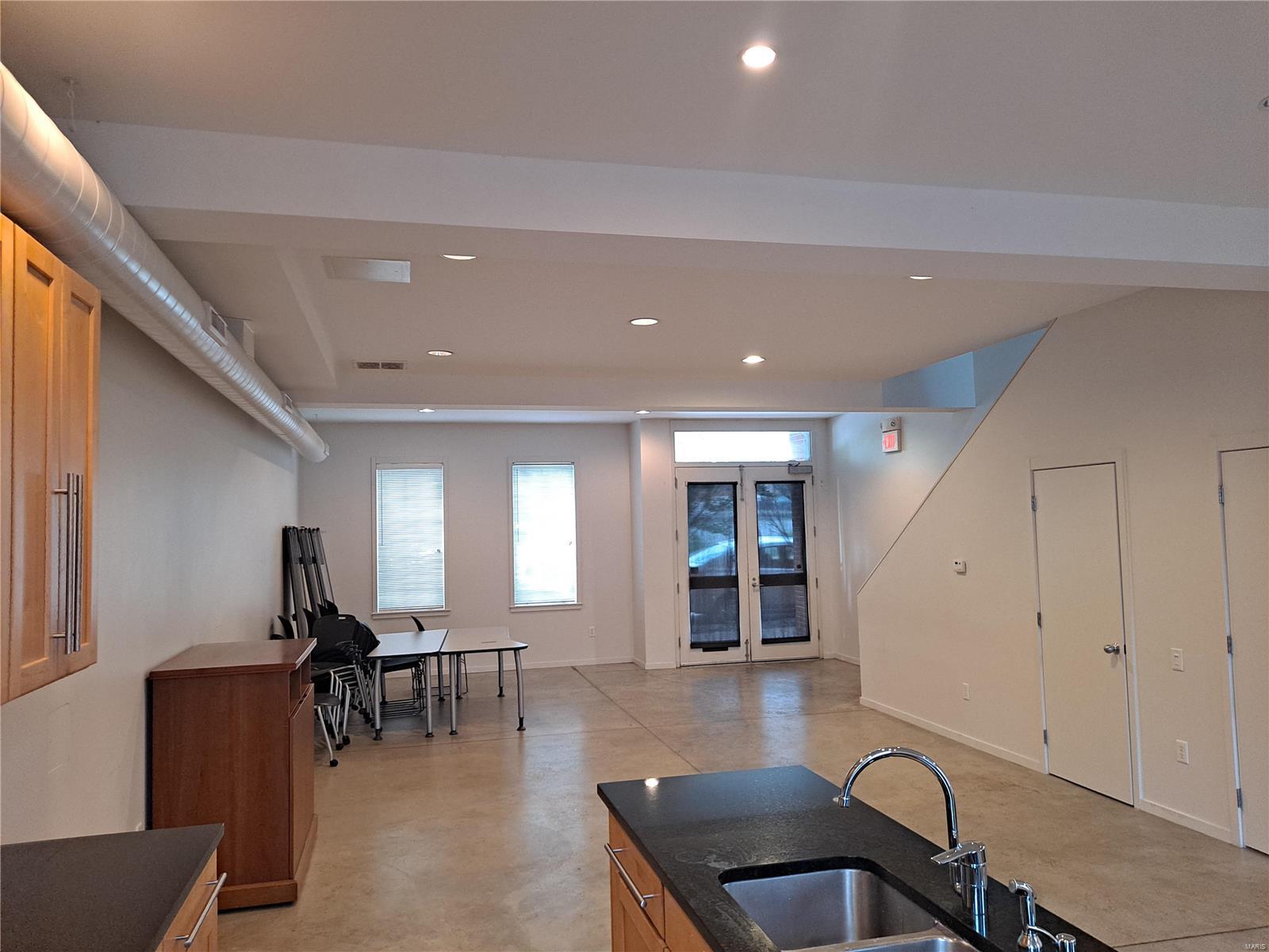 Allens Add - Commercial Sale