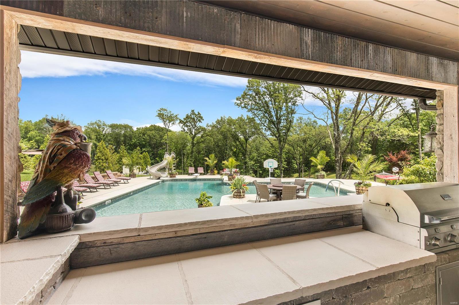 Stonehenge Manor 1 - Residential