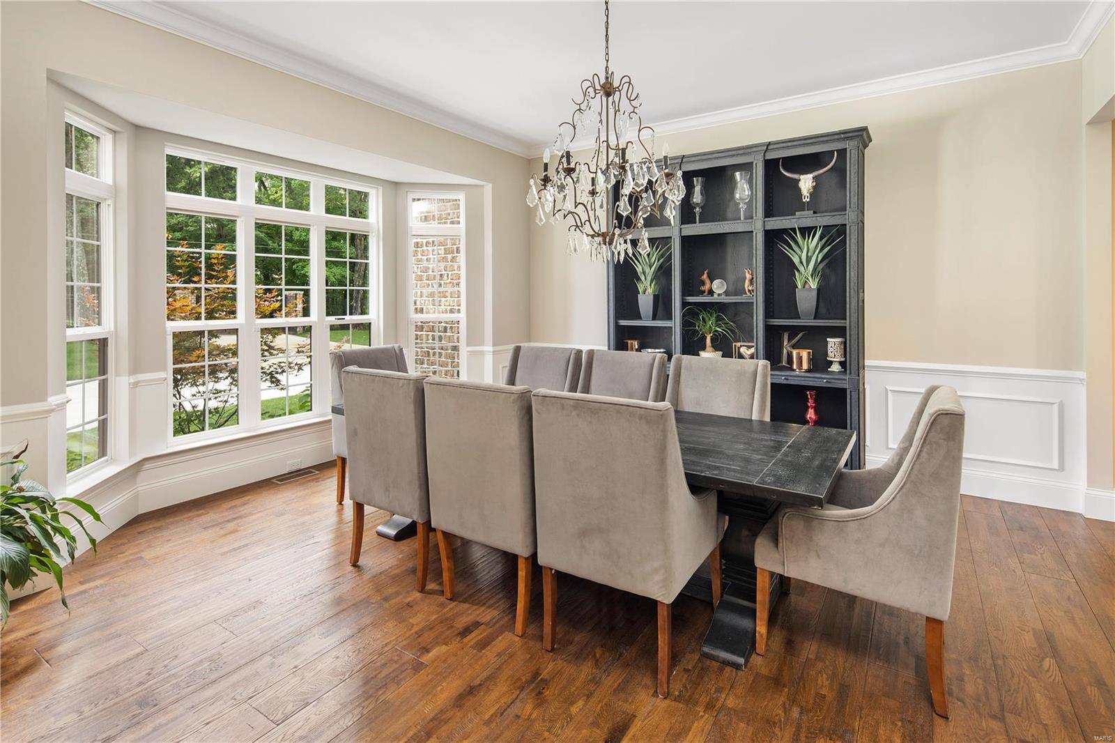 Stonehenge Manor 1 - Residential