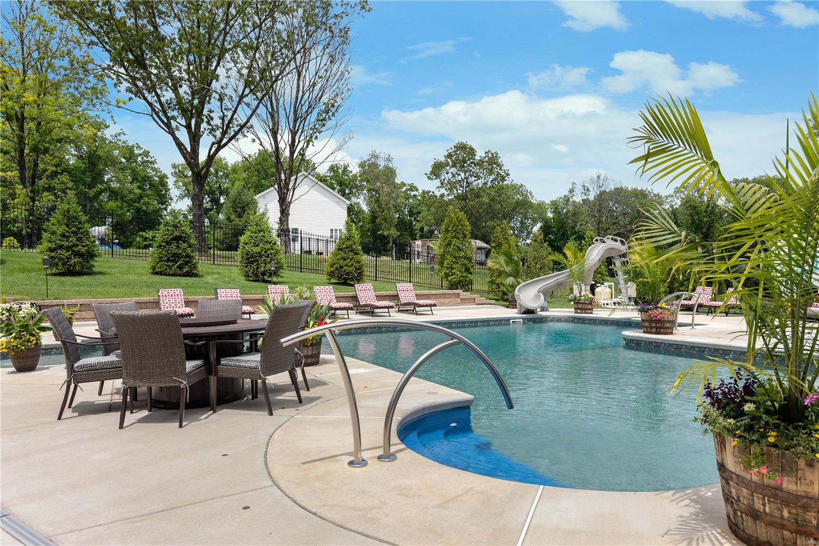 Stonehenge Manor 1 - Residential