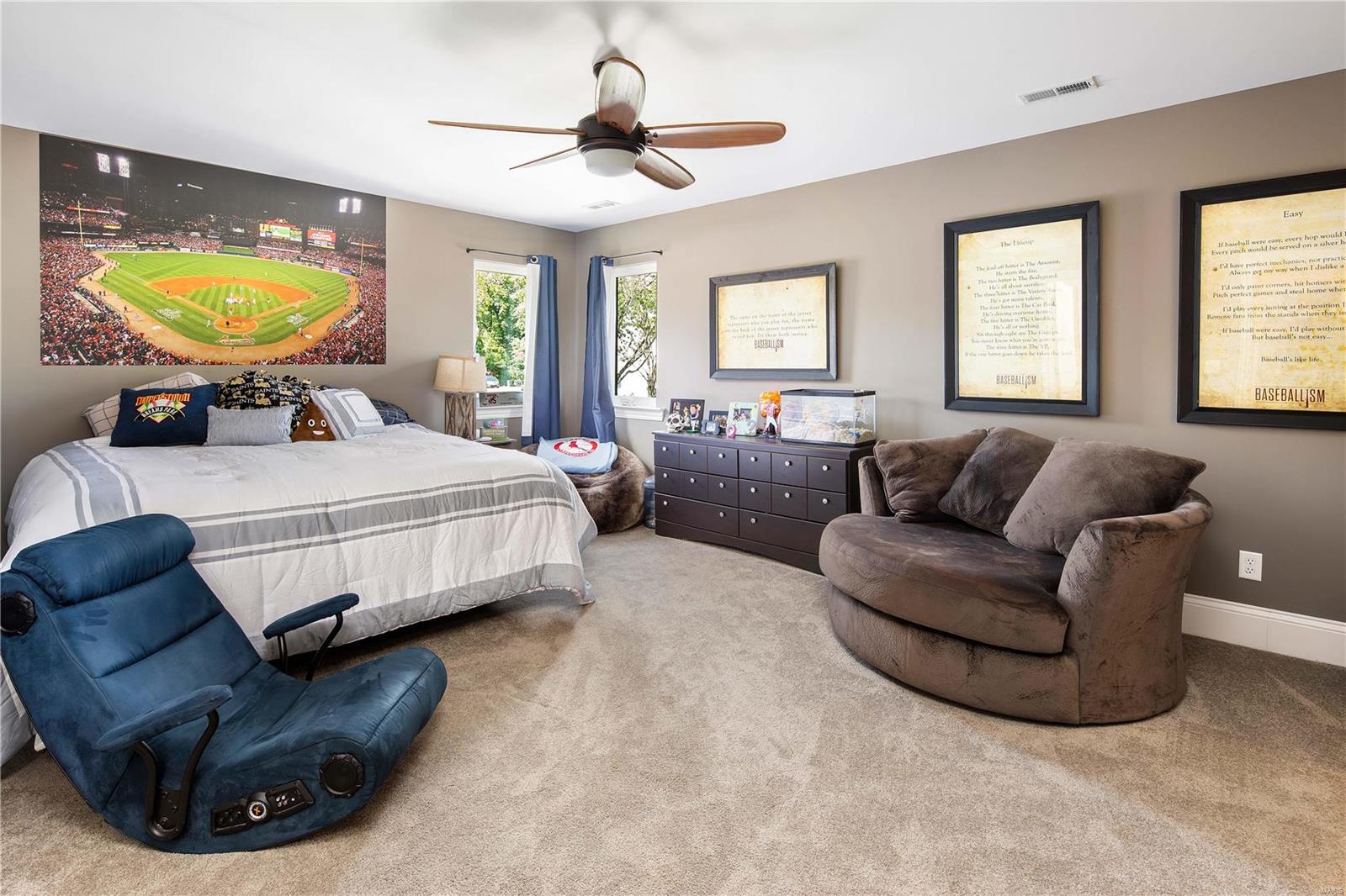 Stonehenge Manor 1 - Residential