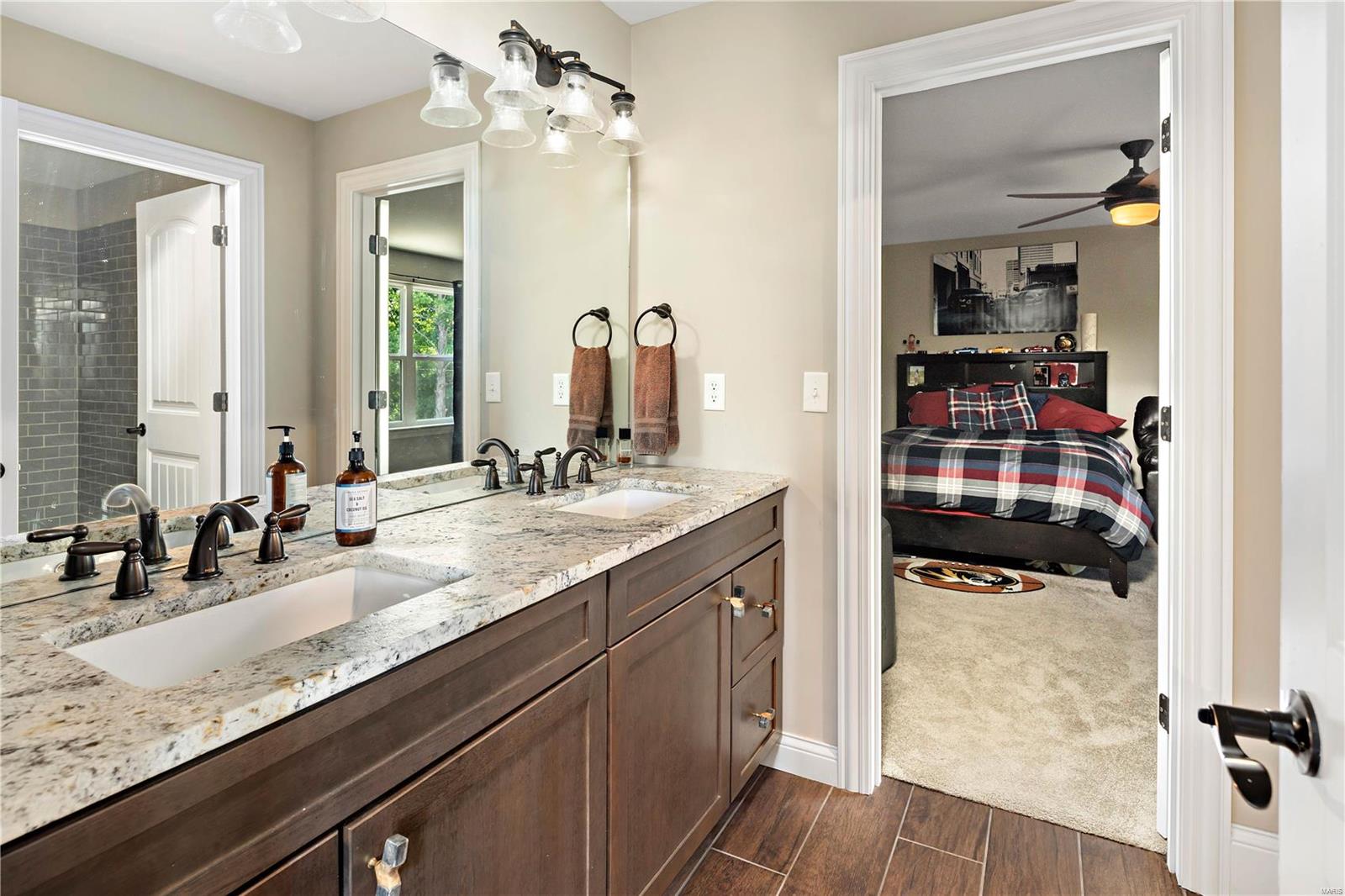 Stonehenge Manor 1 - Residential