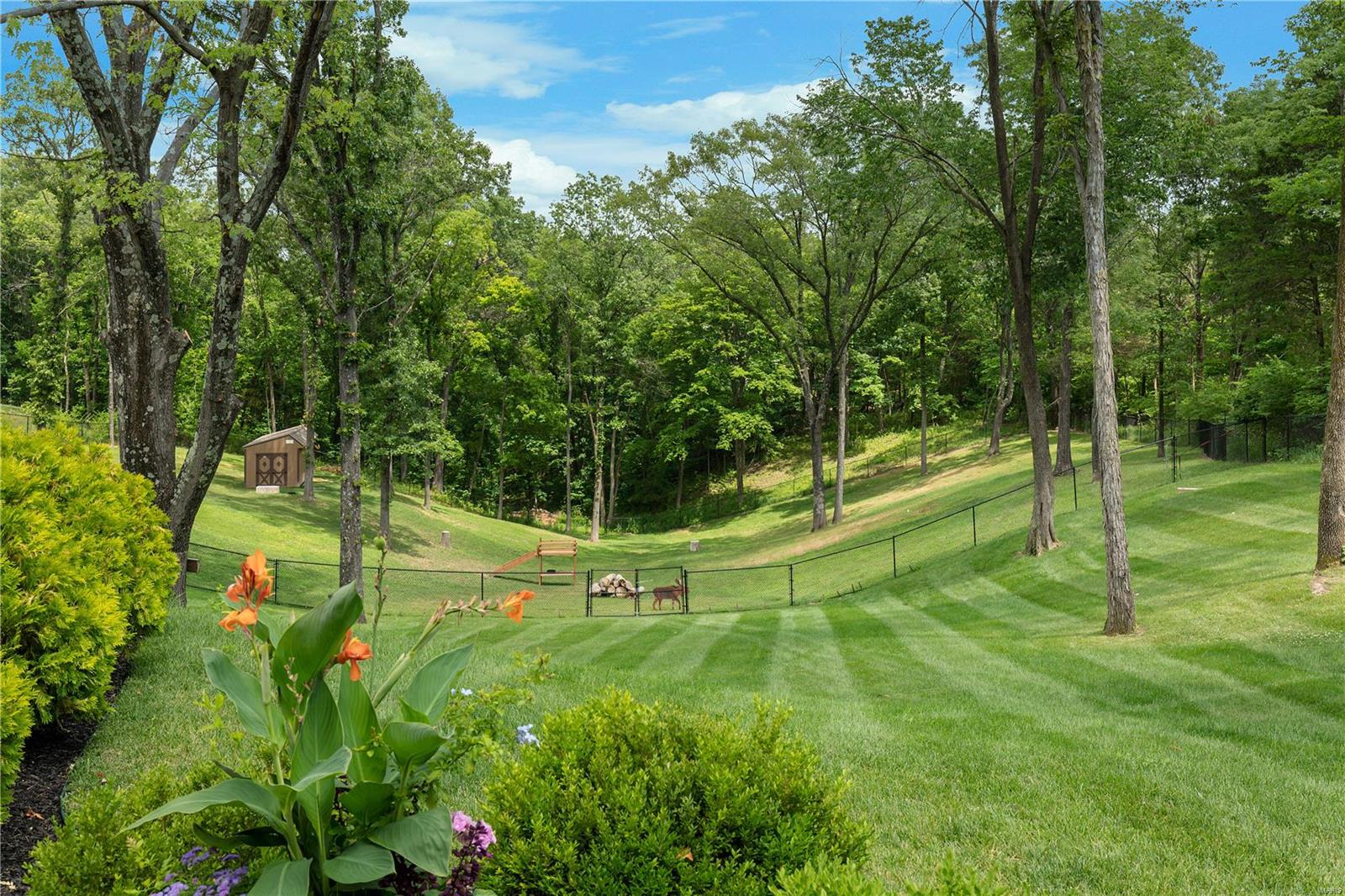 Stonehenge Manor 1 - Residential