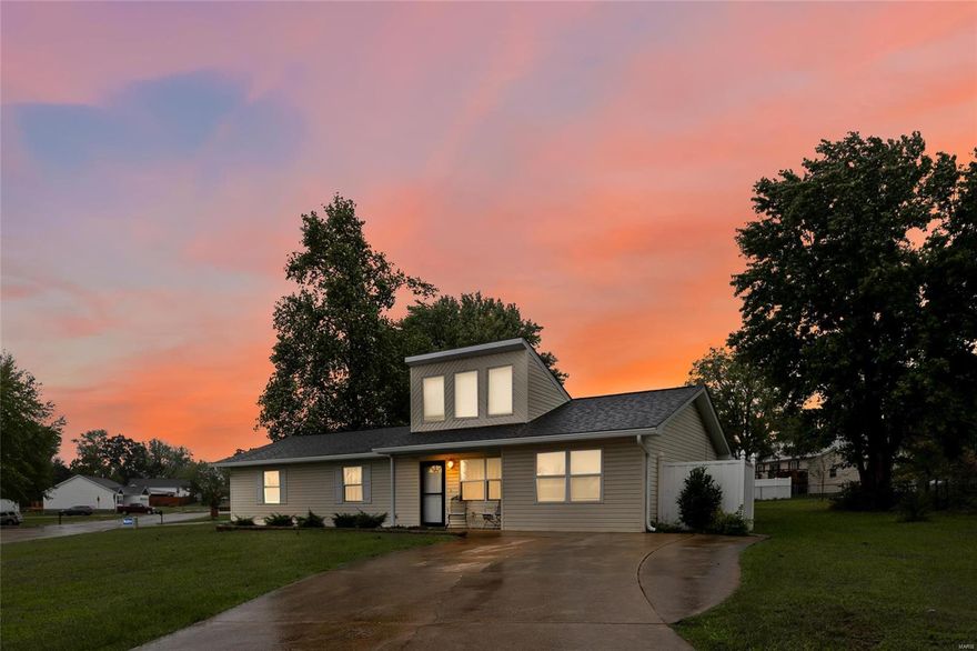 This charming, well kept 3 bed/2 bath home is a must see! The vaulted ceiling and open floor plan lend an extra roomy feel and the large skylight provides plenty of illumination. The home is very accessible with no stairs including at the front door. You'll be just minutes away from the schools, churches, shopping and the other amenities of Desloge. You'll love the efficiency of the heat pump, and blown in ceiling insulation. The lot is a level .3 acres with a wood privacy fence and beautiful landscaping. The back yard has a nice patio area and an above ground pool for entertaining your guests. Additional Rooms: Sun Room