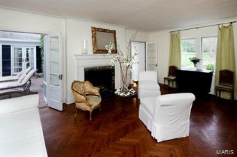 Georgian Acres - Residential