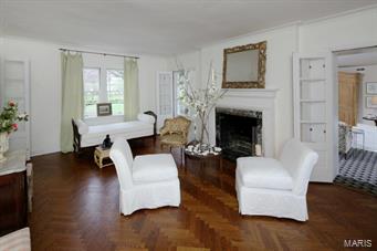 Georgian Acres - Residential