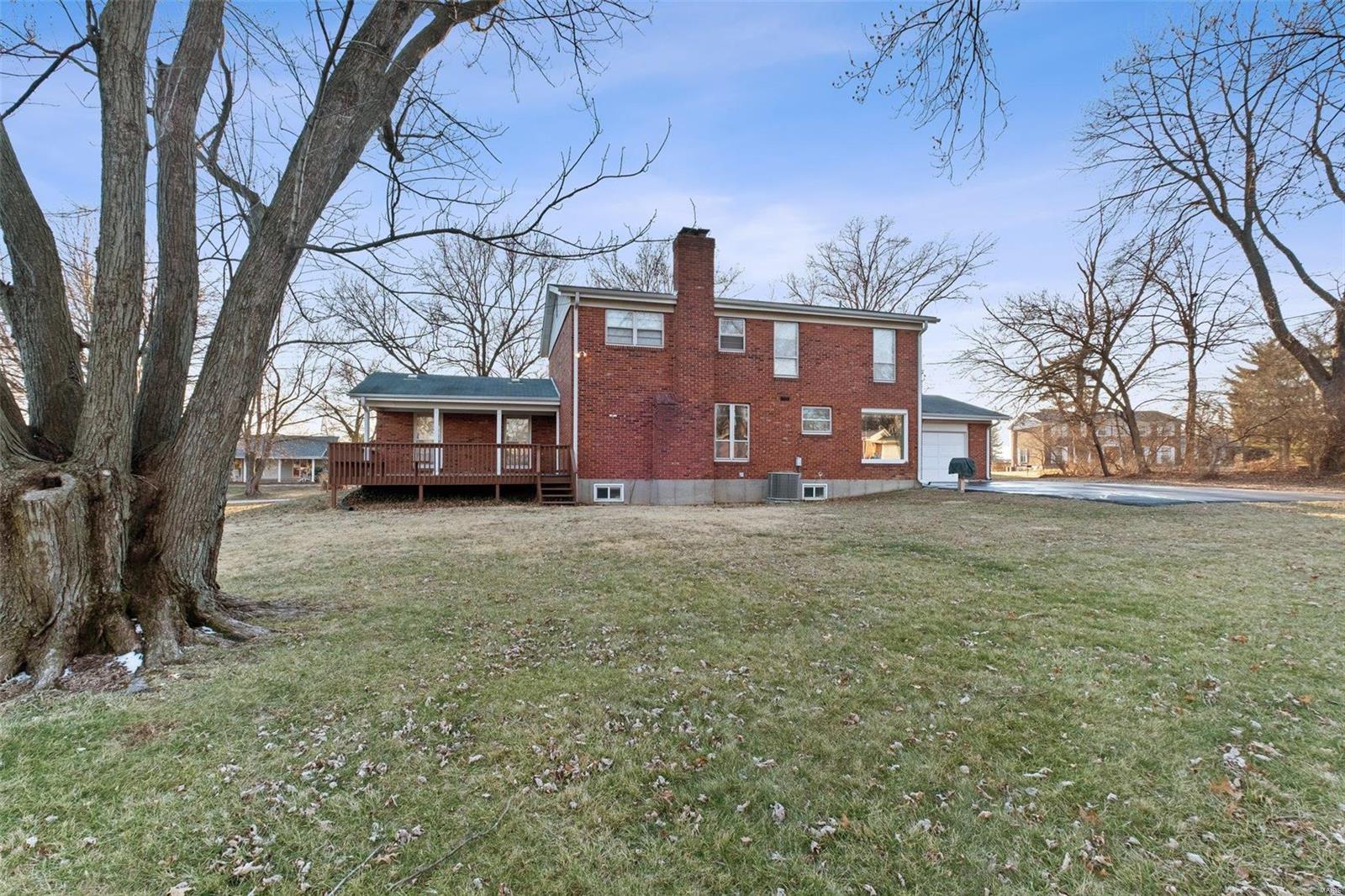 Ladue Trails Sec Of The Village Of - Residential