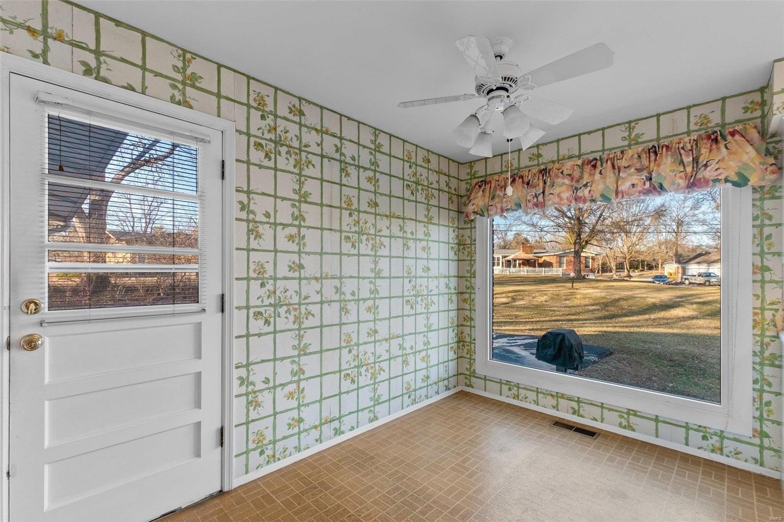 Ladue Trails Sec Of The Village Of - Residential