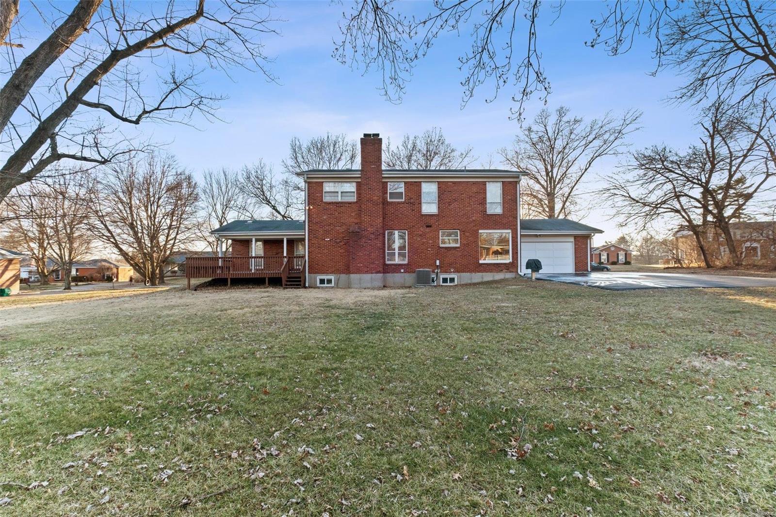 Ladue Trails Sec Of The Village Of - Residential