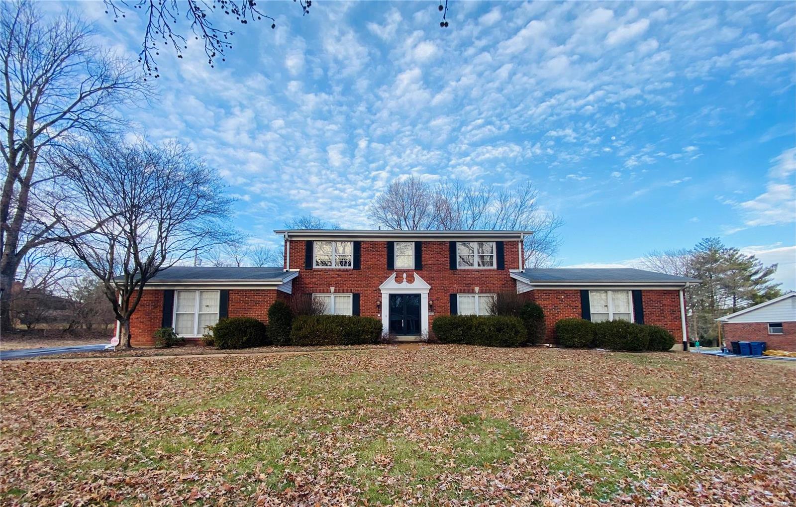 Ladue Trails Sec Of The Village Of - Residential