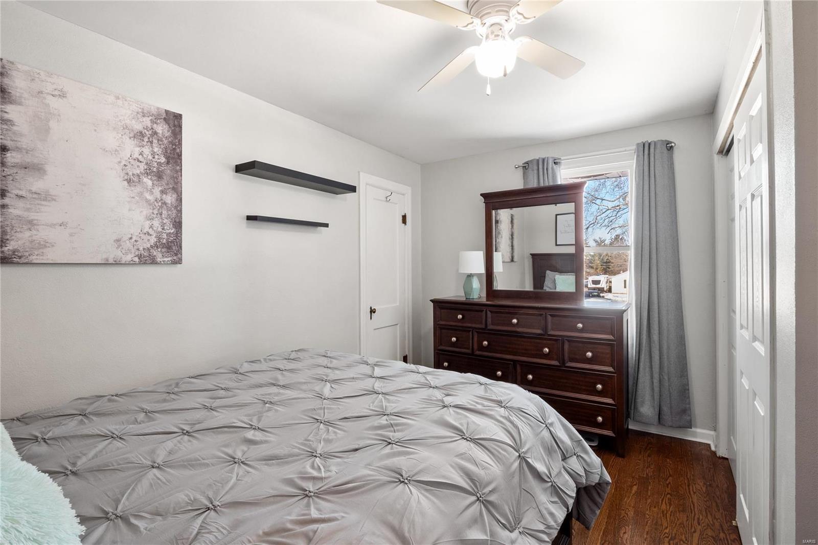 Fairview Heights, Illinois 62208, United States, 2 Bedrooms Bedrooms, ,1 BathroomBathrooms,Residential,Pending,21219