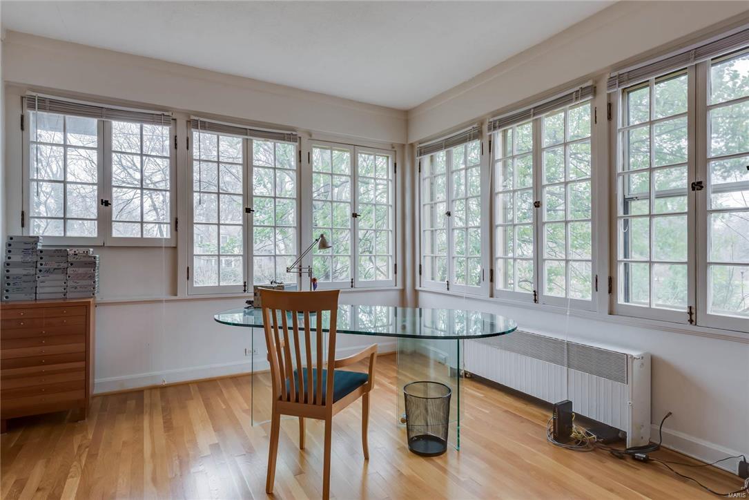 Country Club Place - Residential