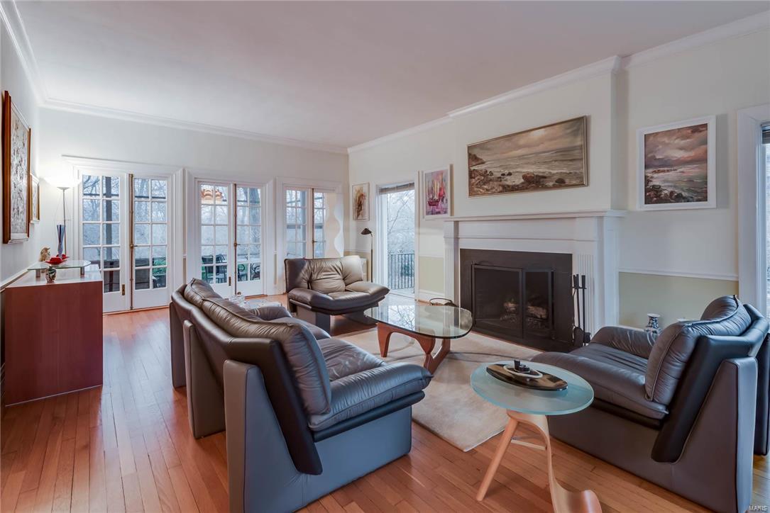 Country Club Place - Residential