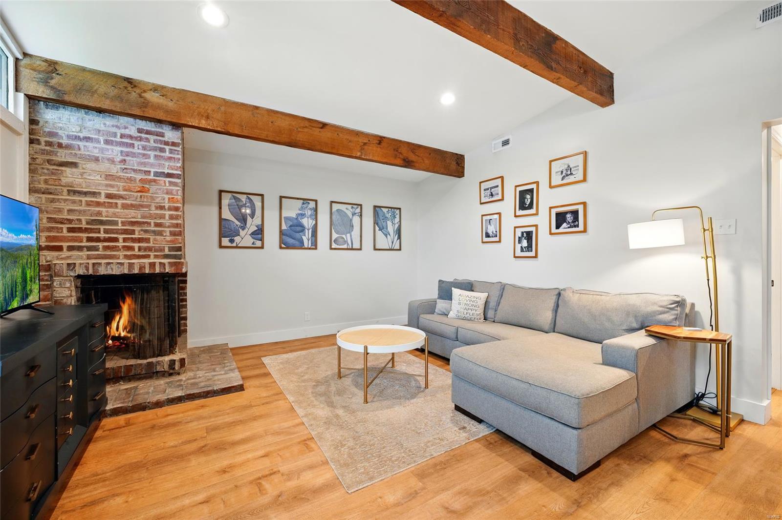 St Louis, Missouri 63122, United States, 4 Bedrooms Bedrooms, ,3 BathroomsBathrooms,Residential,Pending,113365