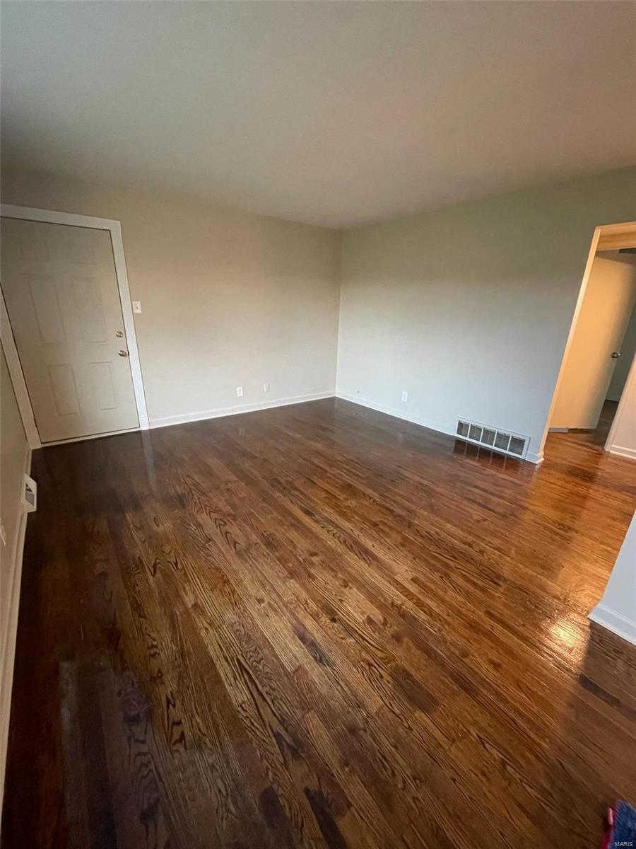 Ross Add 02 - Residential Income