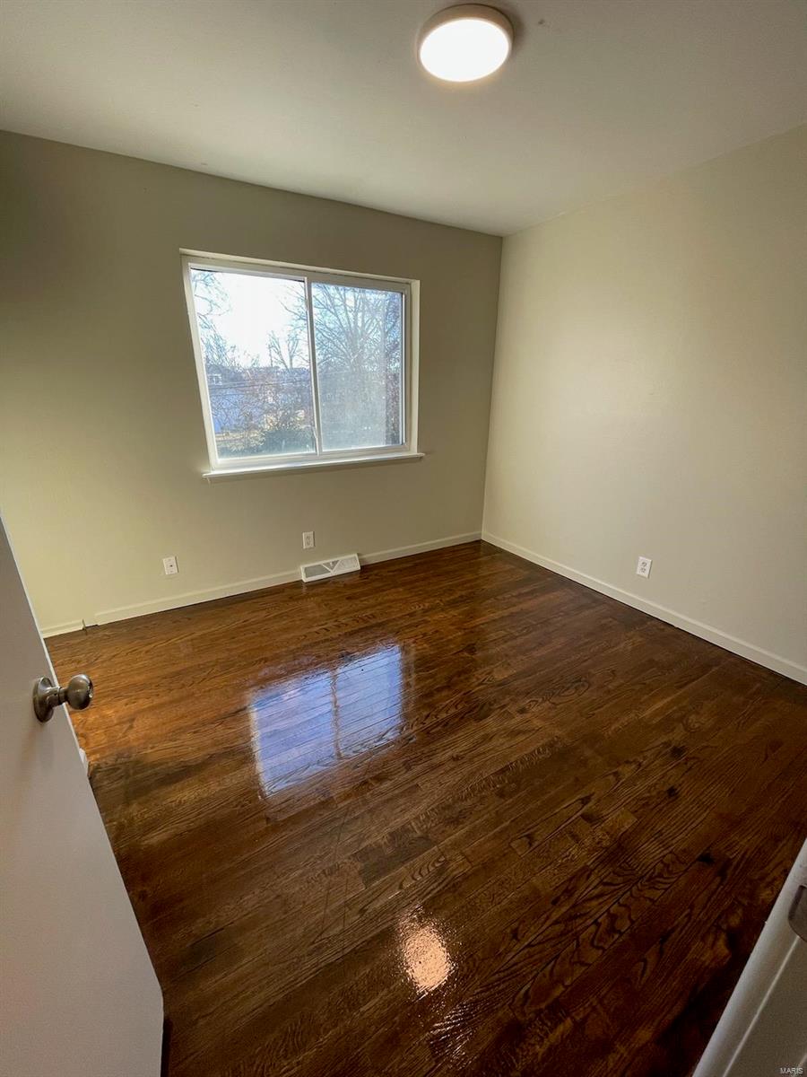 Ross Add 02 - Residential Income