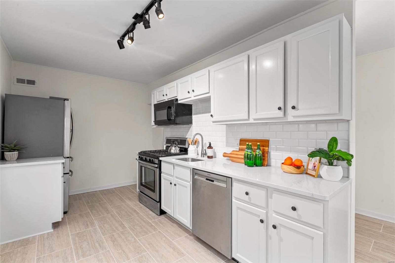 E W Davis Add To Maplewood - Residential